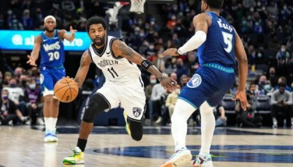 四连客欧文场均27.8分 篮网究竟该欣慰还是该沮丧